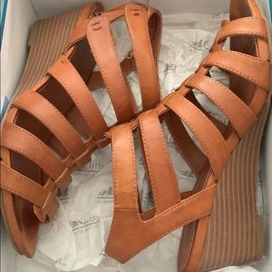 Beige strappy sandals